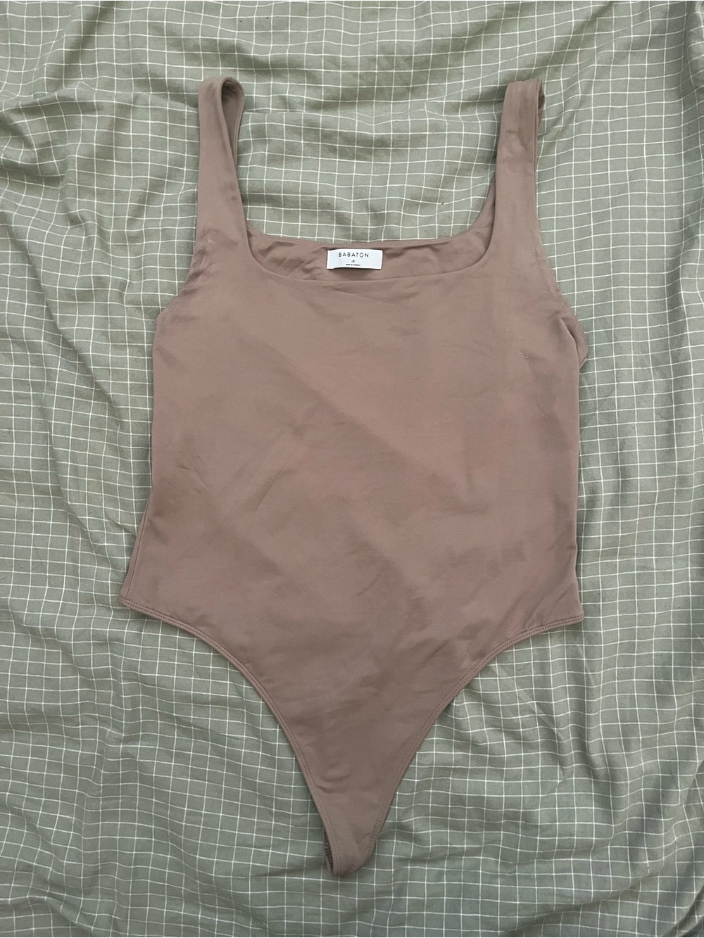 Babaton contour tank bodysuit Deep Taupe? 1x - Picture 4 of 5